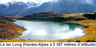 Le lac Long(Hautes-Alpes à 2 387 m. d'altitude) 
